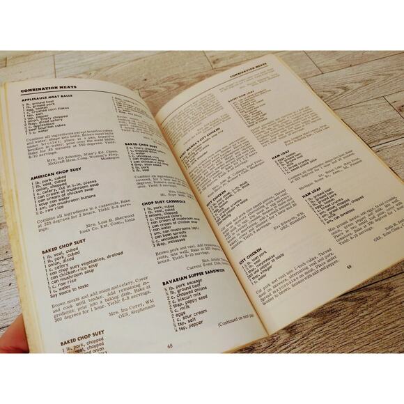 Favorite Recipes of Michigan Meats Cookbook 1965 Booklet Women's Club Vintage - Picture 6 of 11